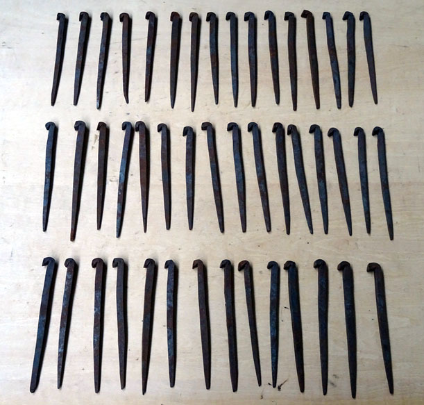 ■時代和釘：１：■皆折釘■化粧釘■神社仏閣■鍛冶屋手打ち造■未使用長期保管品■約１．３㎏■