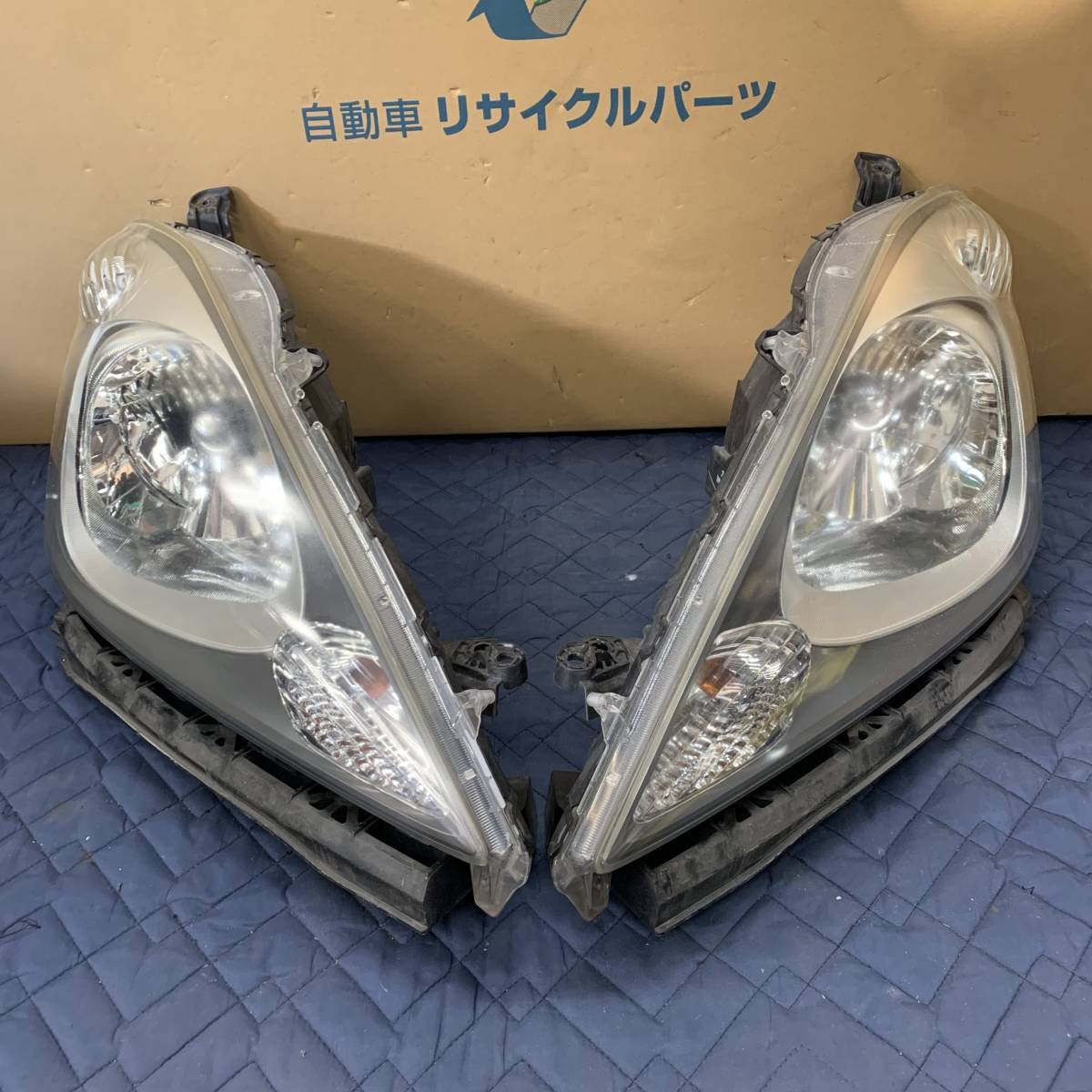 ☆HONDA ホンダ フィット(GE6) 純正 ヘッドライト HID 左右☆122516I