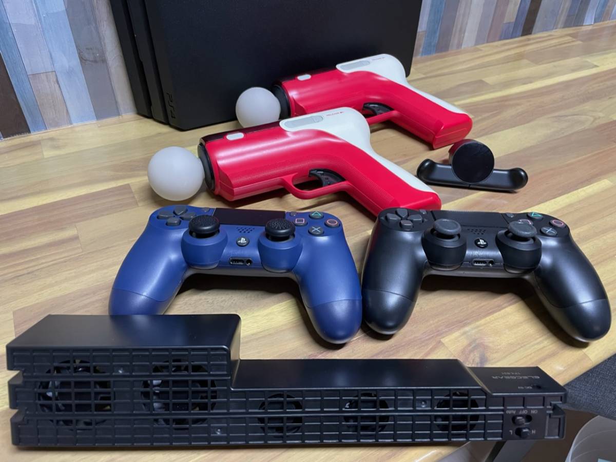 PS4 PRO PlayStation 4 Pro　ジェットブラック 2TB CUH-7200C B01 初期化　タクタイルクリッキーキット組み込み　ソフトおまけ多数 Pro ジェット・ブラック 1TB