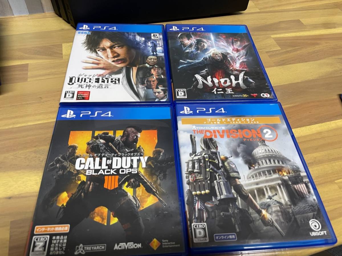 PS4 PRO PlayStation 4 Pro　ジェットブラック 2TB CUH-7200C B01 初期化　タクタイルクリッキーキット組み込み　ソフトおまけ多数 Pro ジェット・ブラック 1TB