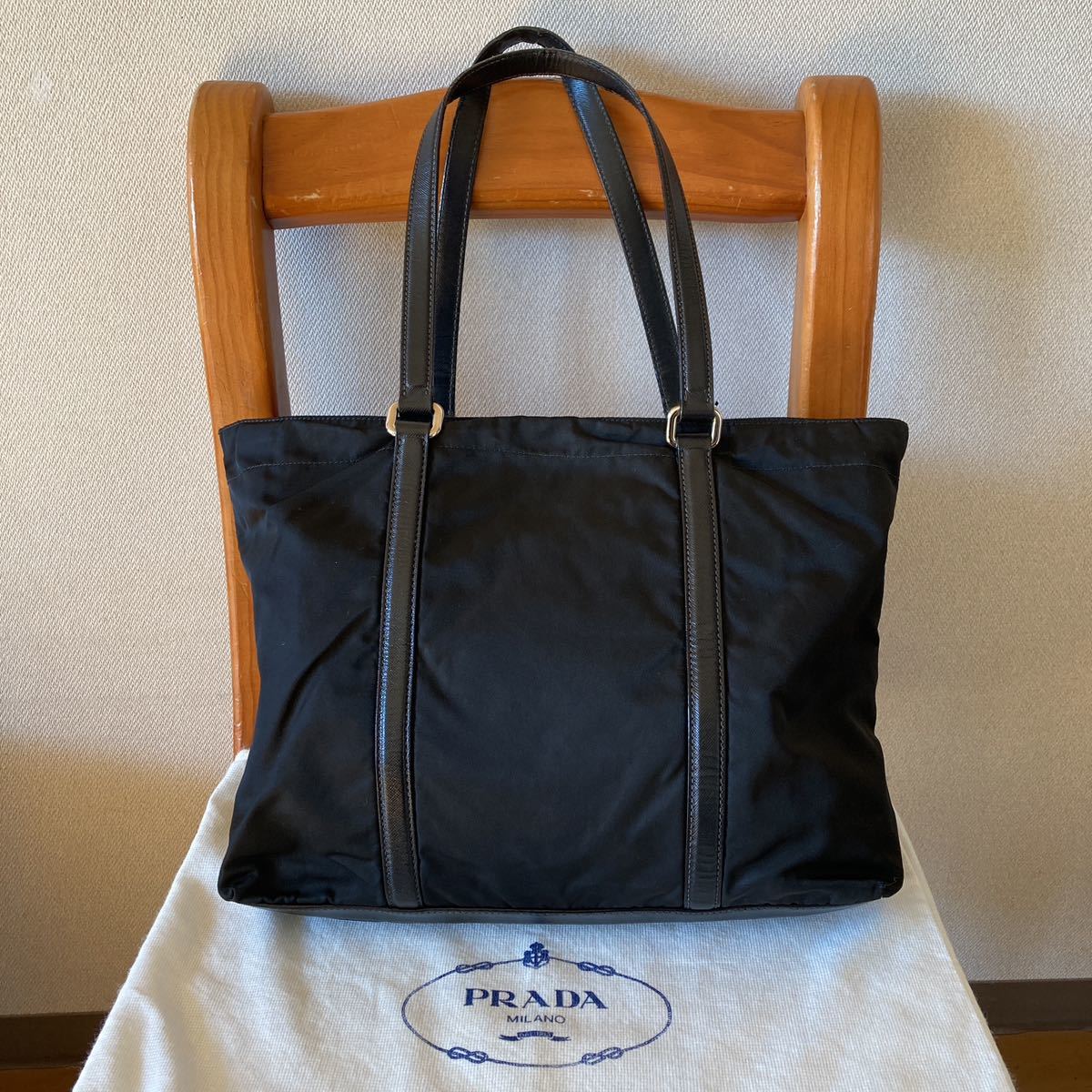 ☆【送料無料】 定番!PRADA プラダ ナイロントートバッグ ハンドバッグ 