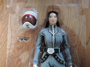 ウルトラセブン銘菓円谷空想特撮シリーズ瓦せんべいピンバッジ/アンヌ隊員ブロマイド ウルトラセブン銘菓円谷空想特撮シリーズ瓦せんべいピンバッジ/アンヌ