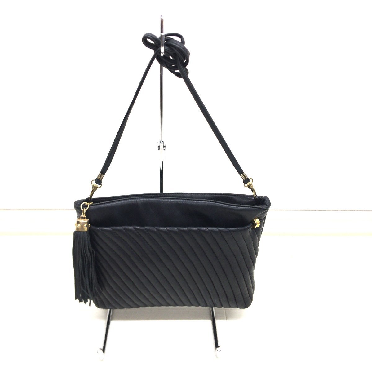 ○Colini Handbags コリーニ 本革 レザー タッセル付き ショルダー 