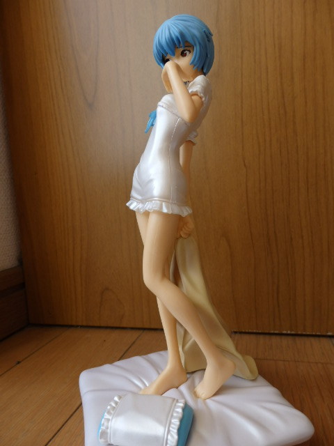 綾波 レイ エロ 画像