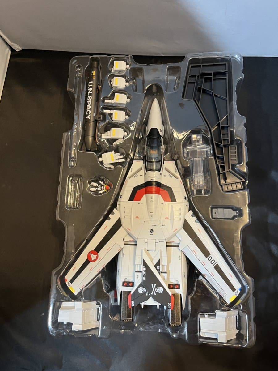 バンダイ　DX超合金　劇場版VF-1S バルキリー　一条輝機　中古　1円〜　マクロス