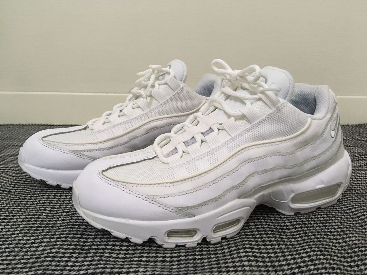使用少・美品】ナイキ エアマックス95 エッセンシャル CT1268-100 25.5