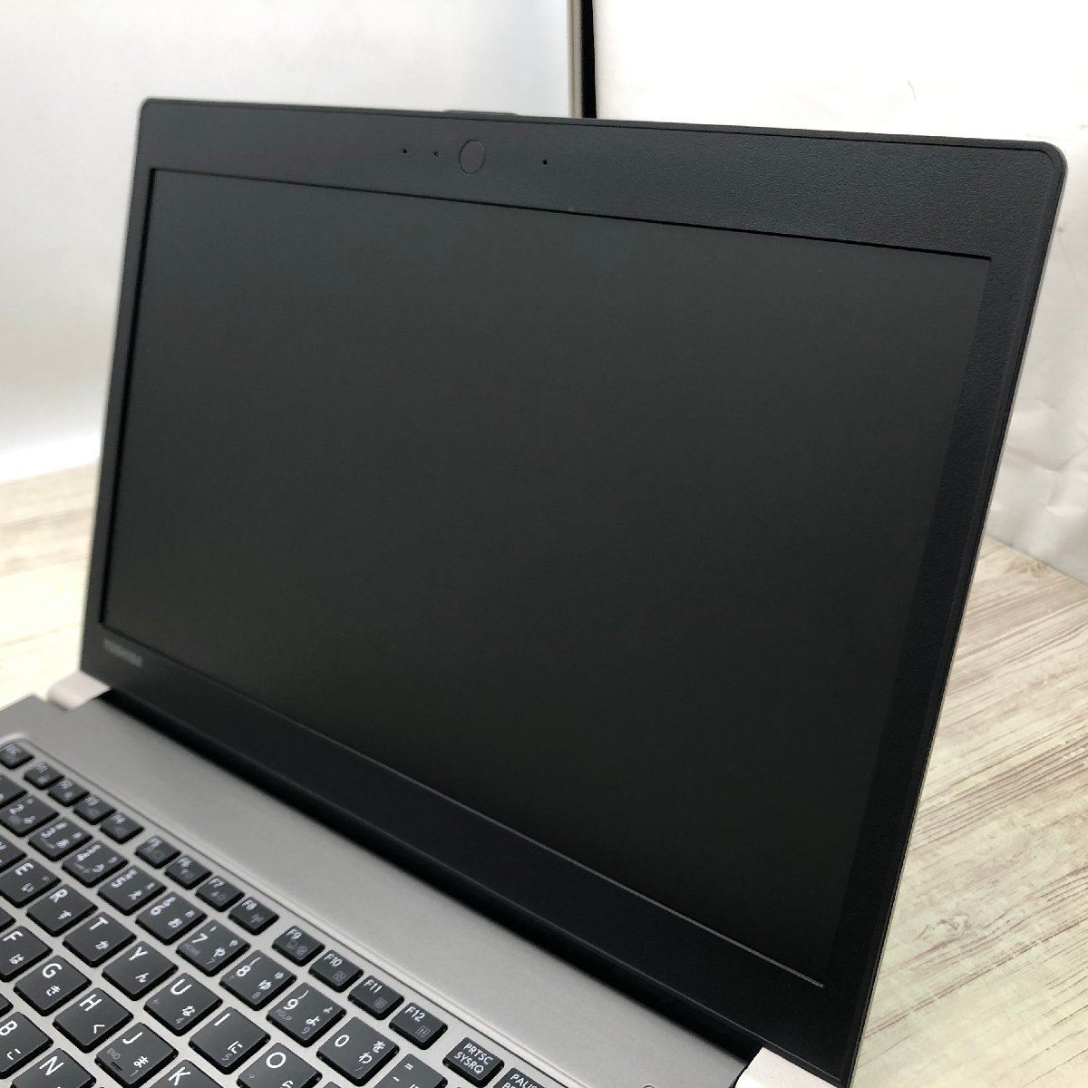 TOSHIBA dynabook R63/F Core i7 6500U 2.50GHz/8GB/256GB(SSD