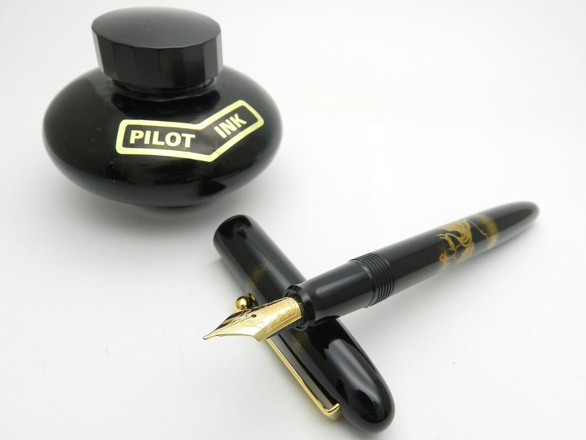 771717/PILOT K14 585 漆 万年筆 國光舎 インク セット 1000円スタート 万年筆 PILOT パイロット 国光会 國光會 漆 蒔絵 鳳凰