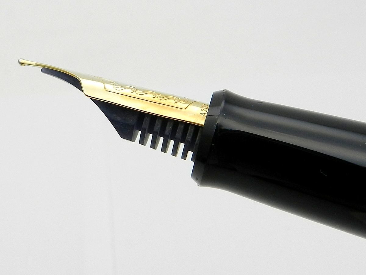 冬秋新作 1000円スタート 万年筆 PILOT パイロット 国光会 國光會 漆