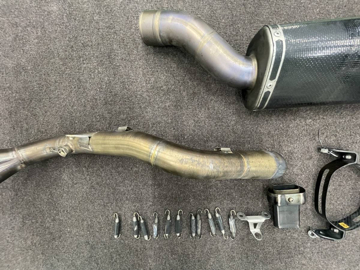 AKRAPOVIC エヴォリューションライン CBR1000RR sc57 アクラポビッチ