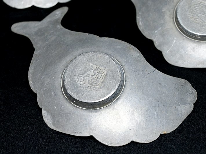 煎茶道具 唐物 古錫 茶道具 茶托 中国古玩 五客 款 中国 時代物 魚型