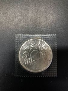 御在位60年記念1万円銀貨の値段と価格推移は？｜42件の売買情報を集計 ...