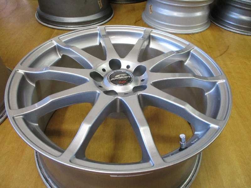 SCHNEIDER/18インチホイール4本セット　8J　5H　PCD114.3　OFF35　太田