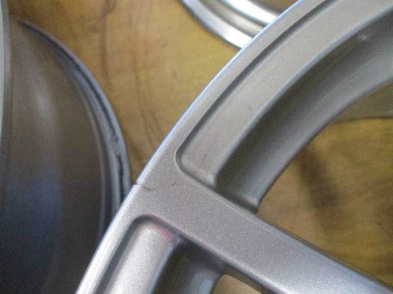 SCHNEIDER/18インチホイール4本セット　8J　5H　PCD114.3　OFF35　太田