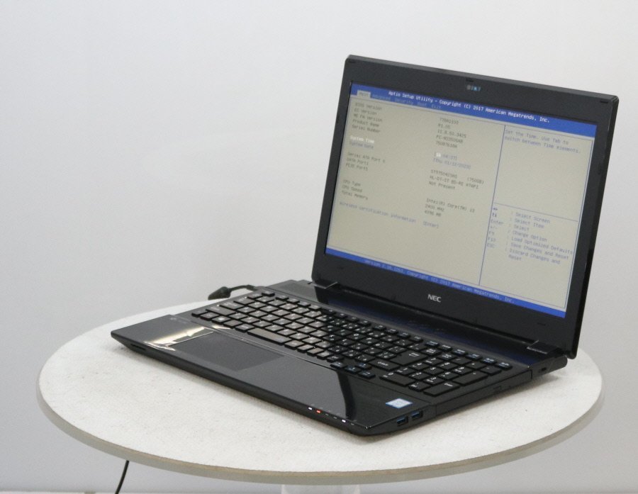 NEC PC-NS350GAB LAVIE NS350/G Core i3 7100U 2.40GHz 4GB 750GB□1