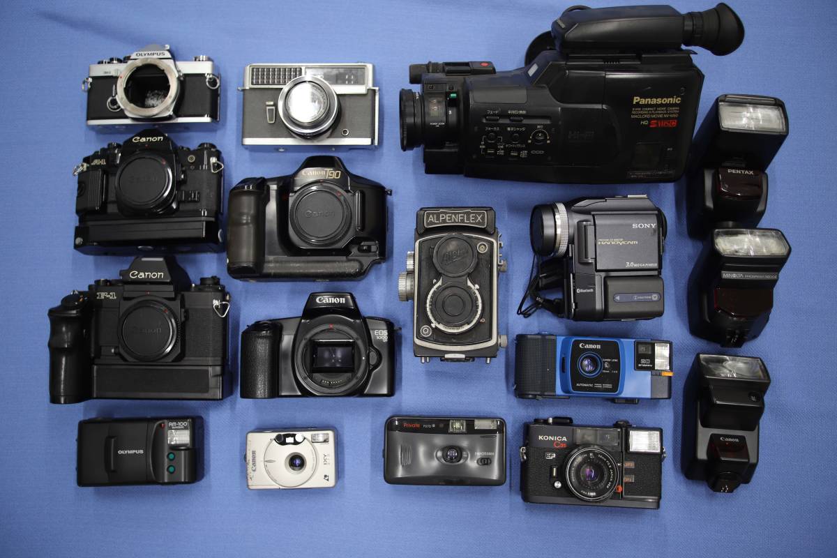 Nikon U フィルムカメラ レンズ フラッシュ Velbon三脚 セット