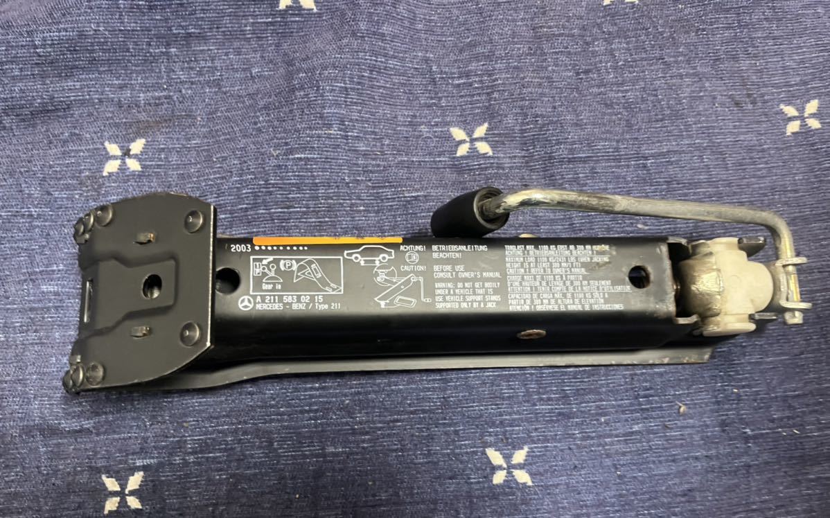 新作登場，HOT ベンツ BENZ 車載工具 ジャッキ 作動確認済み 倉庫整理品(メルセデス・ベンツ用)｜売買されたオークション情報、yahooの商品情報をアーカイブ公開 - オークファン メルセデス・ベンツ用