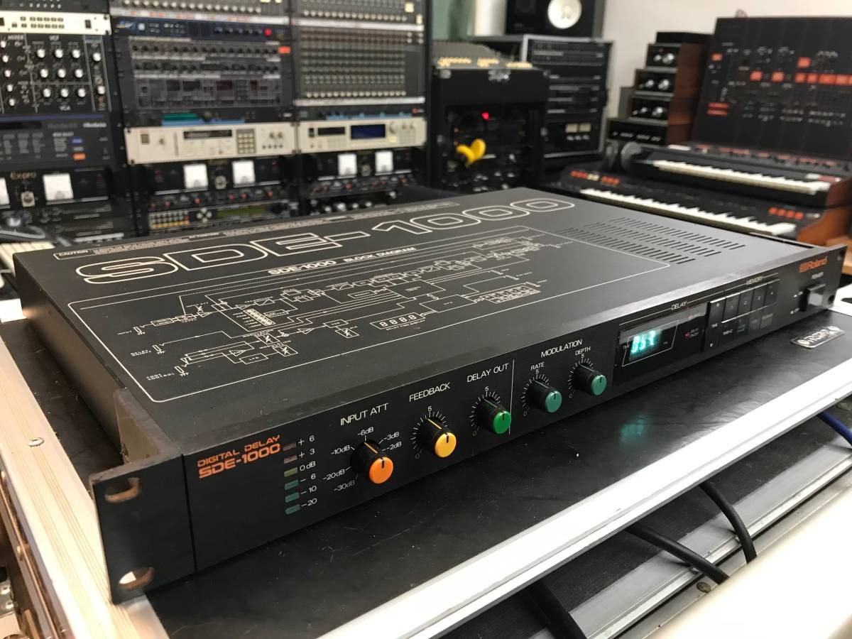 大幅値下げ 名機 動作良好美品 Roland SDE-1000 ディレイ Roland SDE-1000 Digital Delay 中古動作品 Roland SDE-1000 Digital