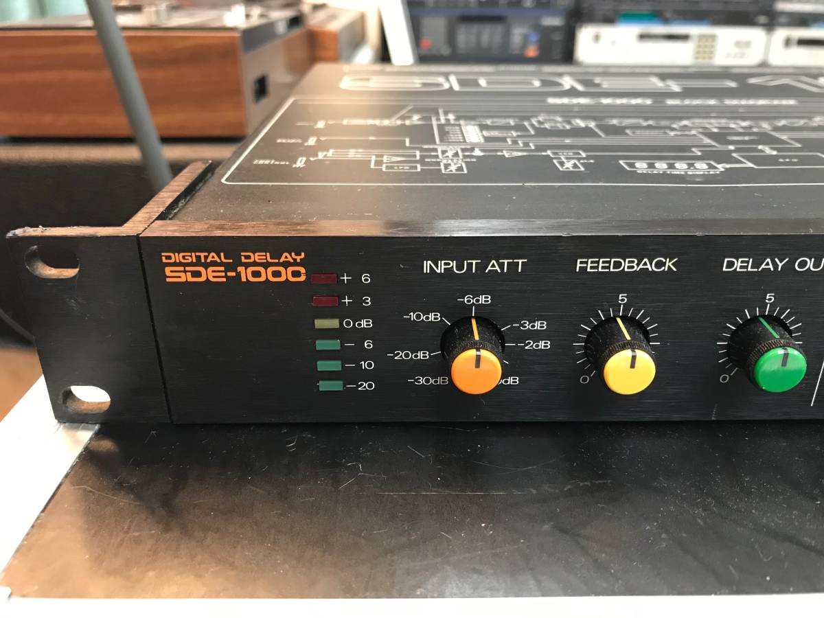Roland SDE-1000 Digital Delay 中古動作品 Roland SDE-1000 Digital