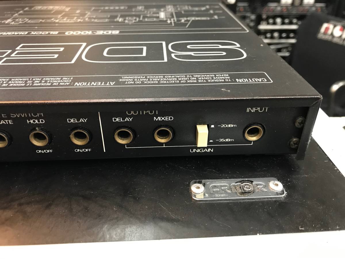 Roland SDE-1000 Digital Delay 中古動作品 Roland SDE-1000 Digital