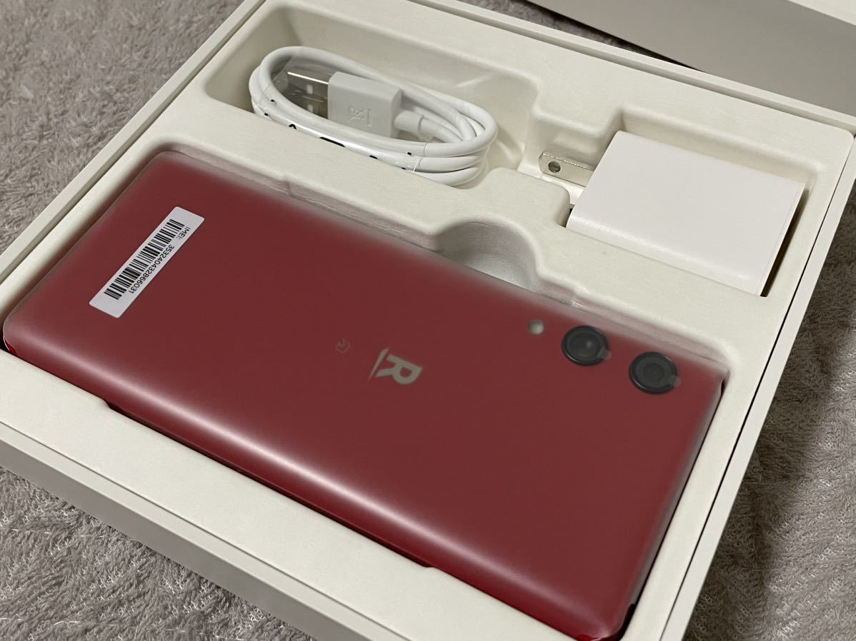 新品 Rakuten Hand P710 レッド