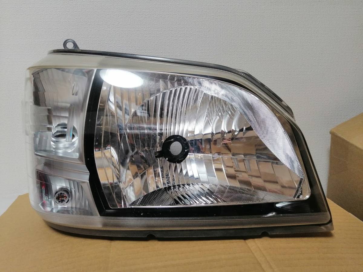 S500P 後期 ハイゼットトラック 右 ヘッドライト STANLEY W6848 (RS 
