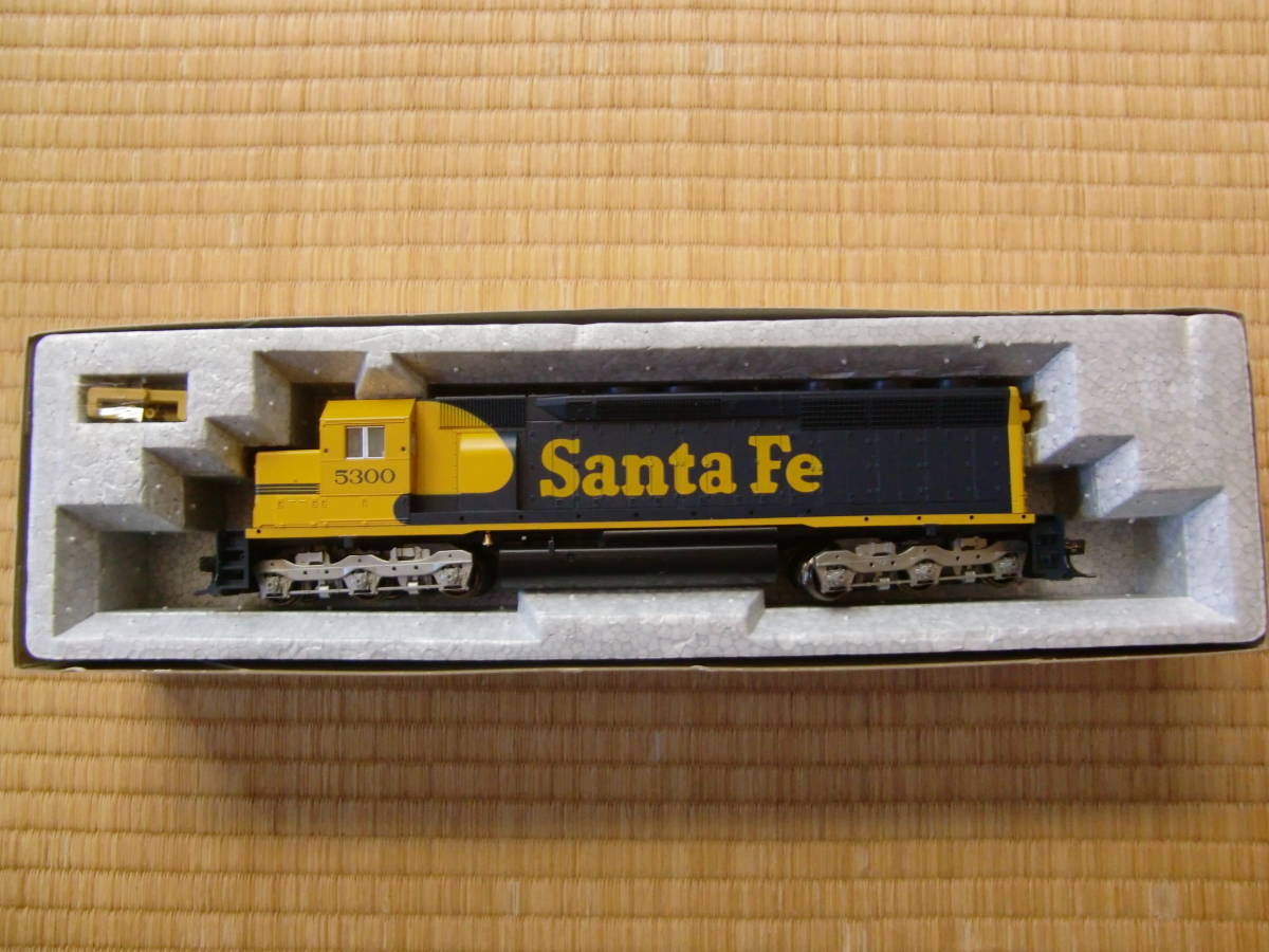 KATO HO 37-1710 EMD SD45 Santa Fe ＃5300（小加工） SD45 EMD Santa