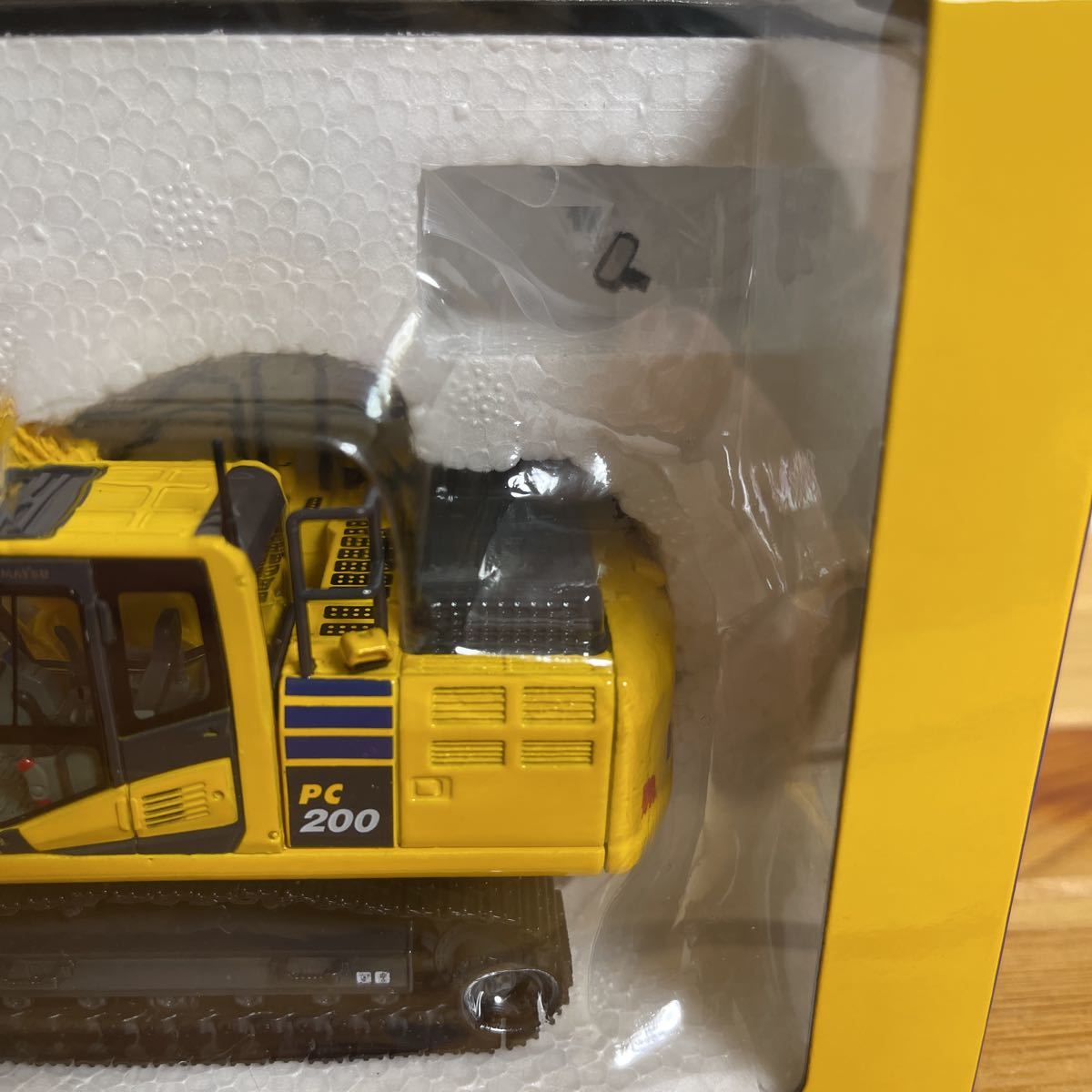 KOMATSU 油圧ショベル PC200-11 1/50 スケール建設車輌 レプリカーズ