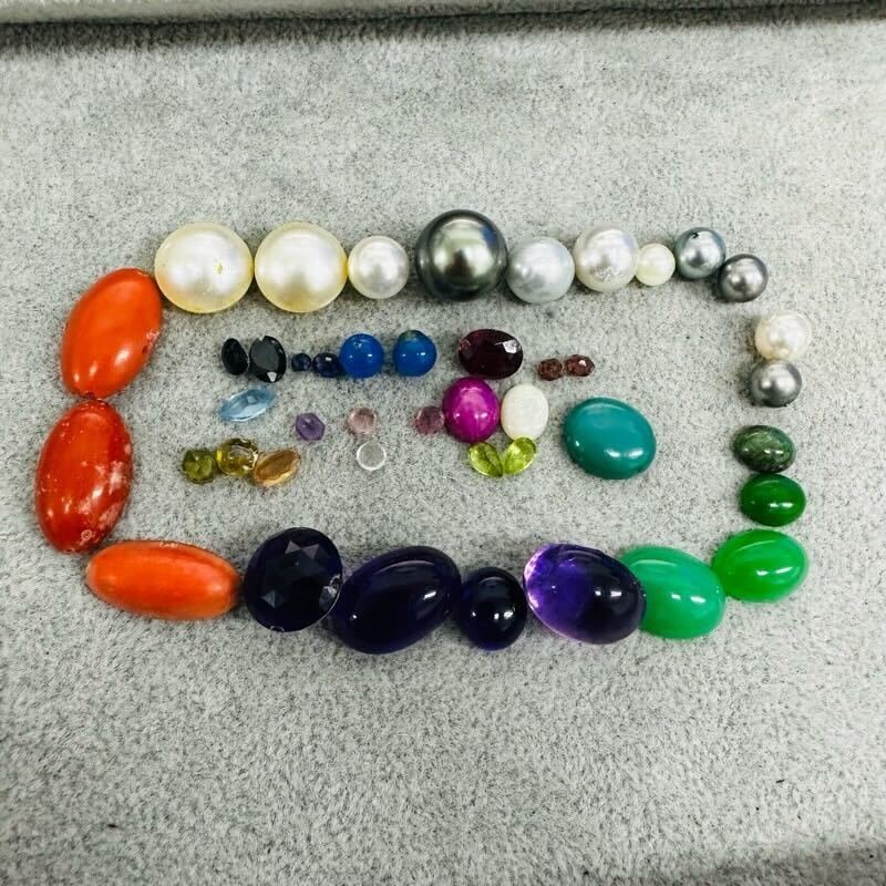 まとめ売り フェイクパール 黒蝶 色石 赤珊瑚 ブルー パープル ピンク グリーン ルース 総重量33.8g (K)