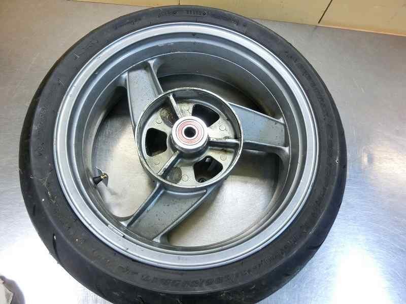 ZZ-R1100 リアホイール 17x5.50☆ZZR1100-C型、ZXT10C リアホイール