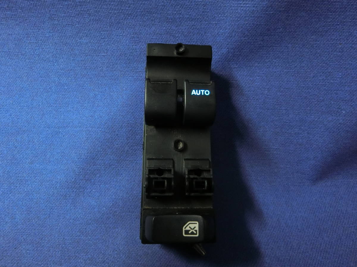 ★☆　スズキ　エブリィ（DA64） レインボーLED化　パワーウィンドウスイッチ　☆★