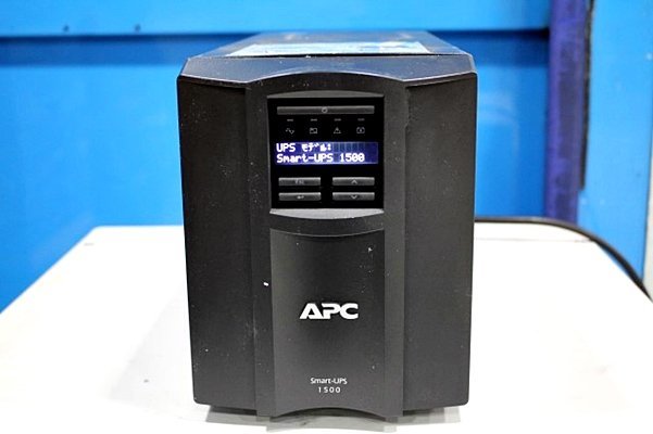 APC 無停電電源装置 ◇Smart-UPS 1500(SMT1500J)/タワー型(ブラック)/NEW