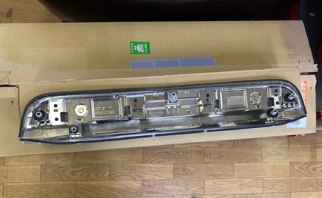☆中古 ホンダN-WGN JH3 リヤライセンスガーニッシュ カラーNH880M