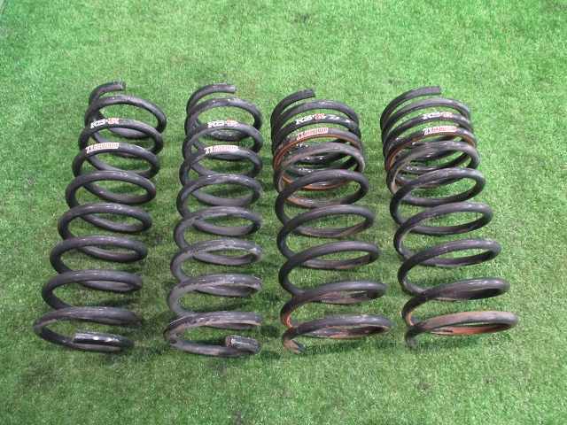 RSR Ti2000 ダウンサス 1台分セット オッティ H92W H18.10～ FF RS ニッサン オッティ H92W RSR ダウンサス Ti2000 1台分 2WD 4AT 【管理番号 0817 RH8-401】中古