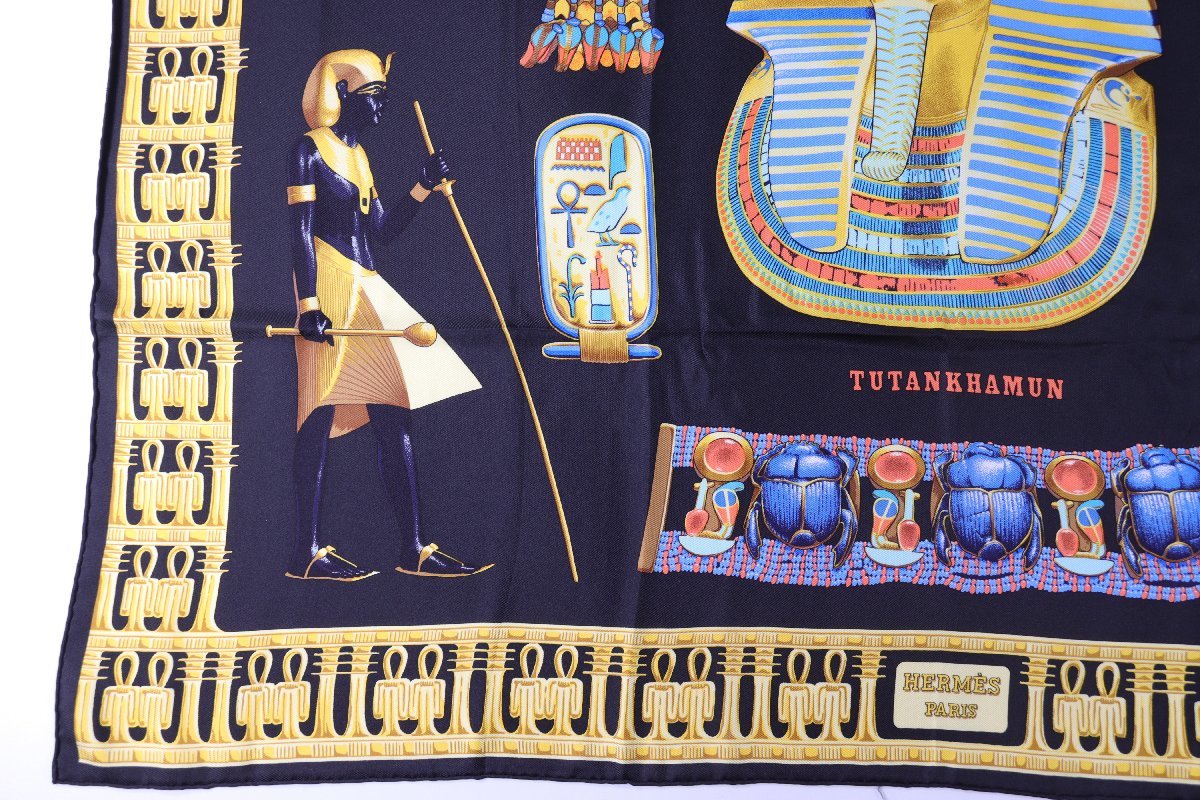 HERMES エルメス カレ90 TUTANKHAMUN ツタンカーメン シルク100％ 大判