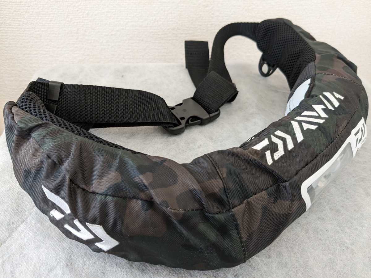 ダイワ ライフジャケット DF-2709 膨張式 タイプA 桜マークあり 美品