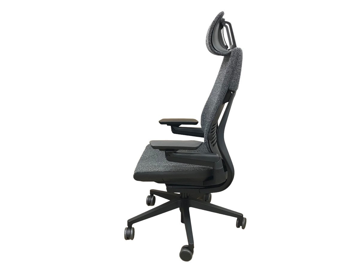 Steelcase Gesture オフィスチェア ヘッドレスト付き 展示品 