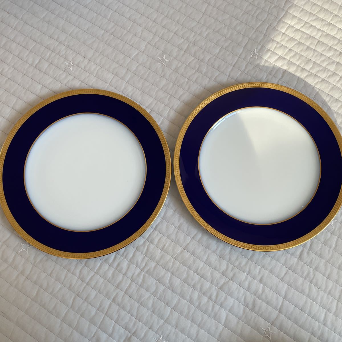 B 送料無料　大倉陶園　OKURA　皿 大皿　プレート　２枚セット　瑠璃片葉金蝕 約30cm