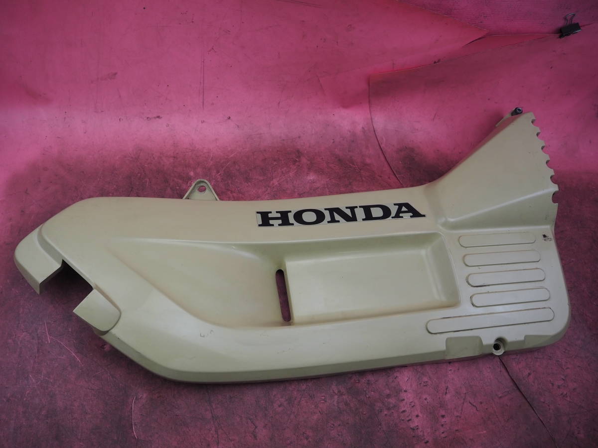 人気定番】 (1台分解) 割れなし !! ツメもOK PS250 後期 純正 サイドカバー