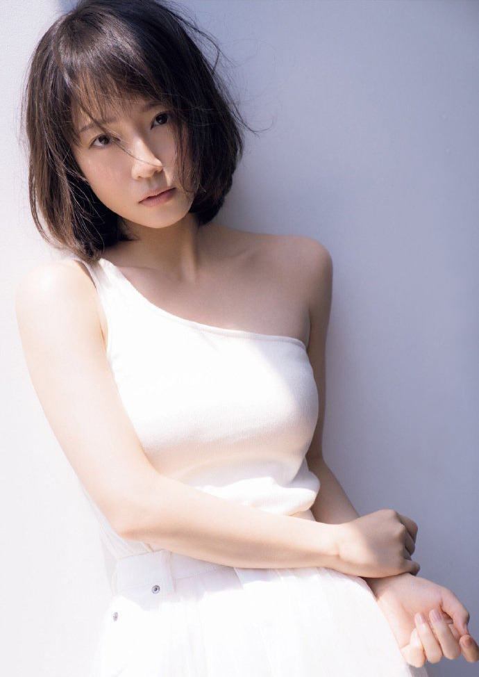 吉岡里帆 L判 写真 50枚＋2L判 5枚 計55枚 セット の入札履歴 - 入札者