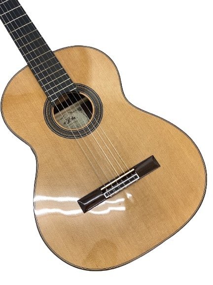 aria a-50c アリア クラシックギター ハードケース付き ほぼ未使用品