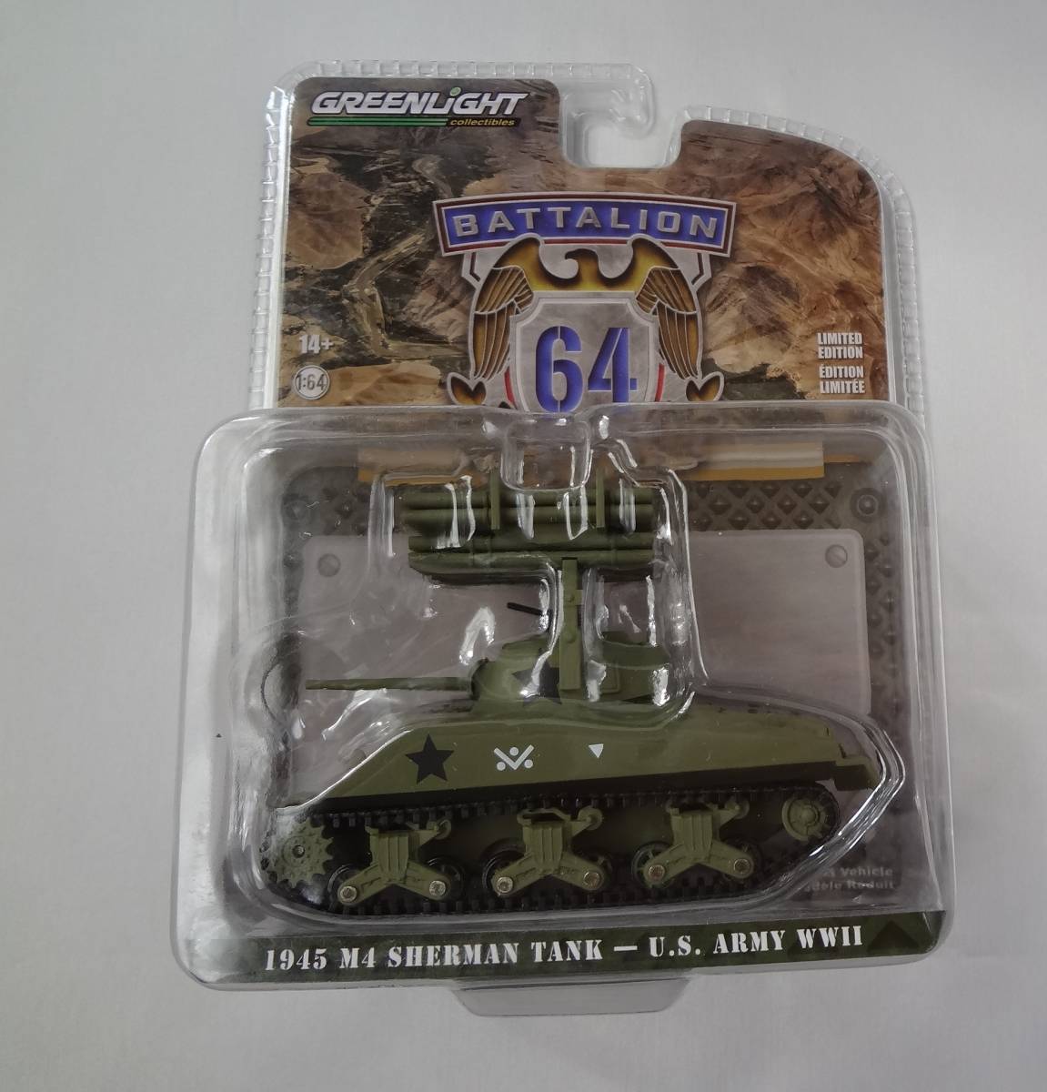 World - M4 Sherman With A T34 "Calliope" Rocket Launcher Assembly