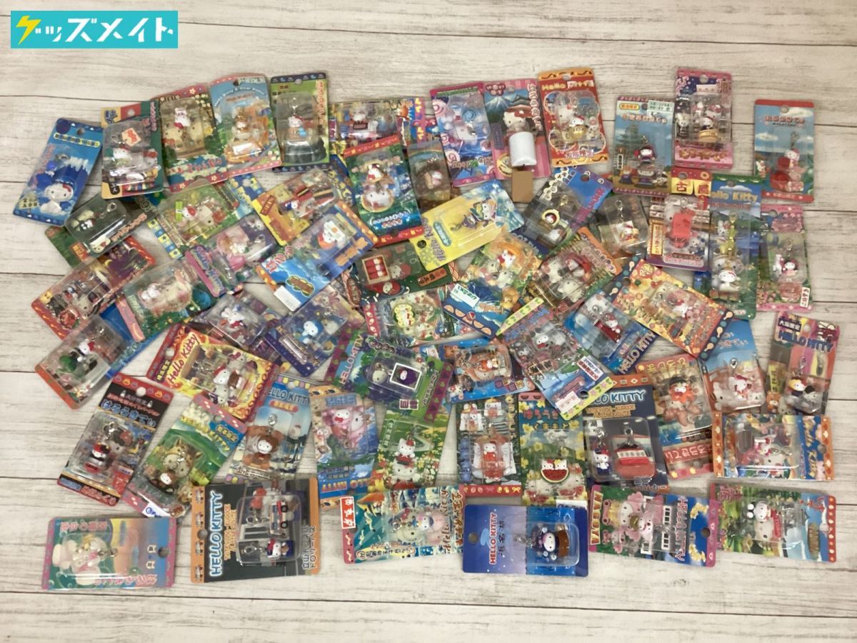 サンリオハローキティ ご当地ファスナーマスコットまとめ売り145個