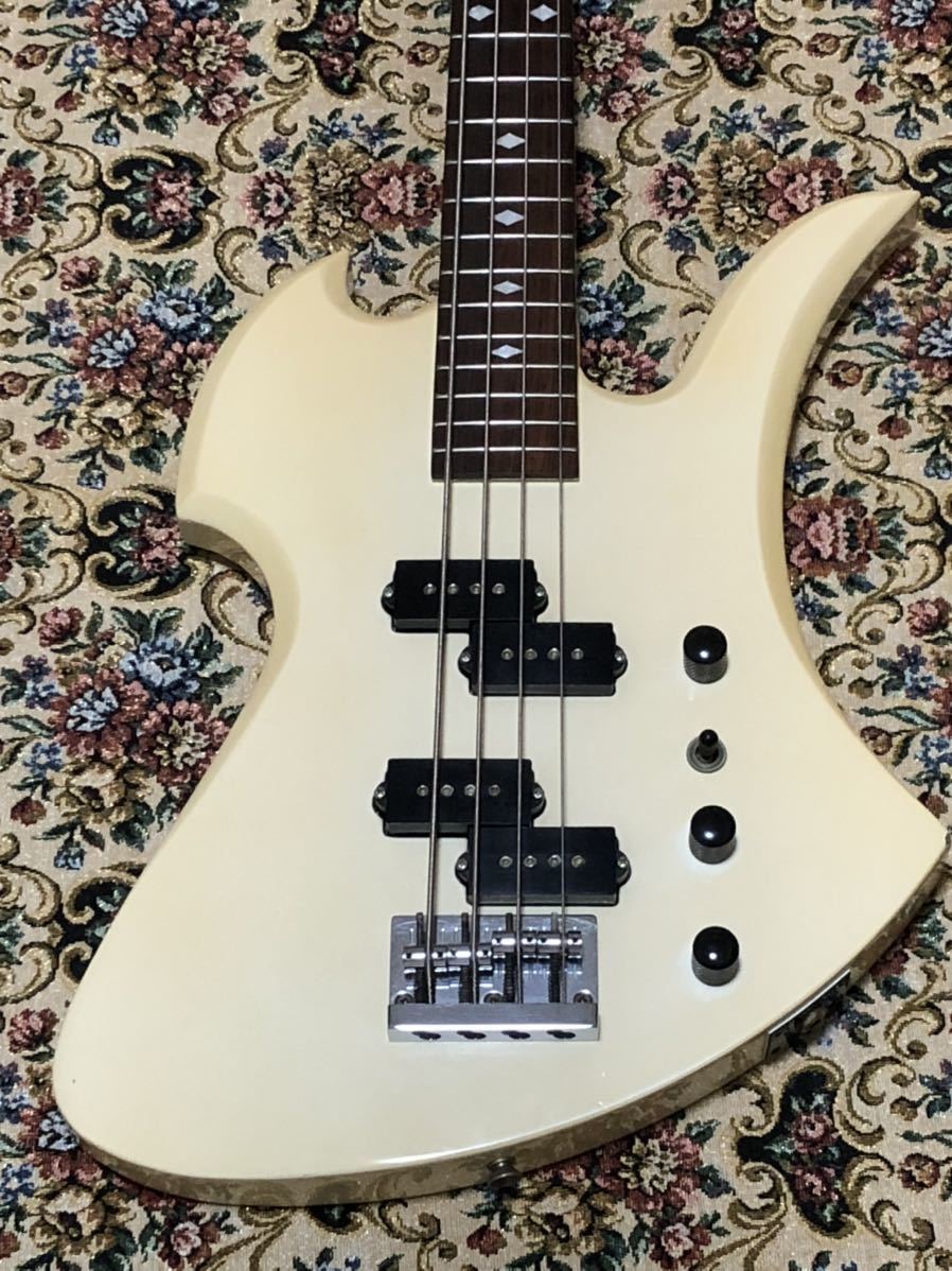 ☆FERNANDES☆MB-90 ホワイト モッキンバードベース スルーネック 80 