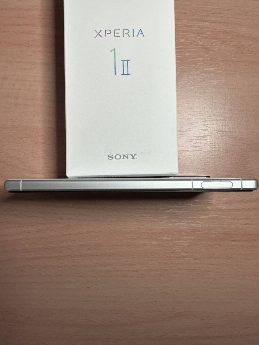 SONY Xperia 1 II ドコモ版 SO-51A 5G ホワイト 白 SIMロック解除済み