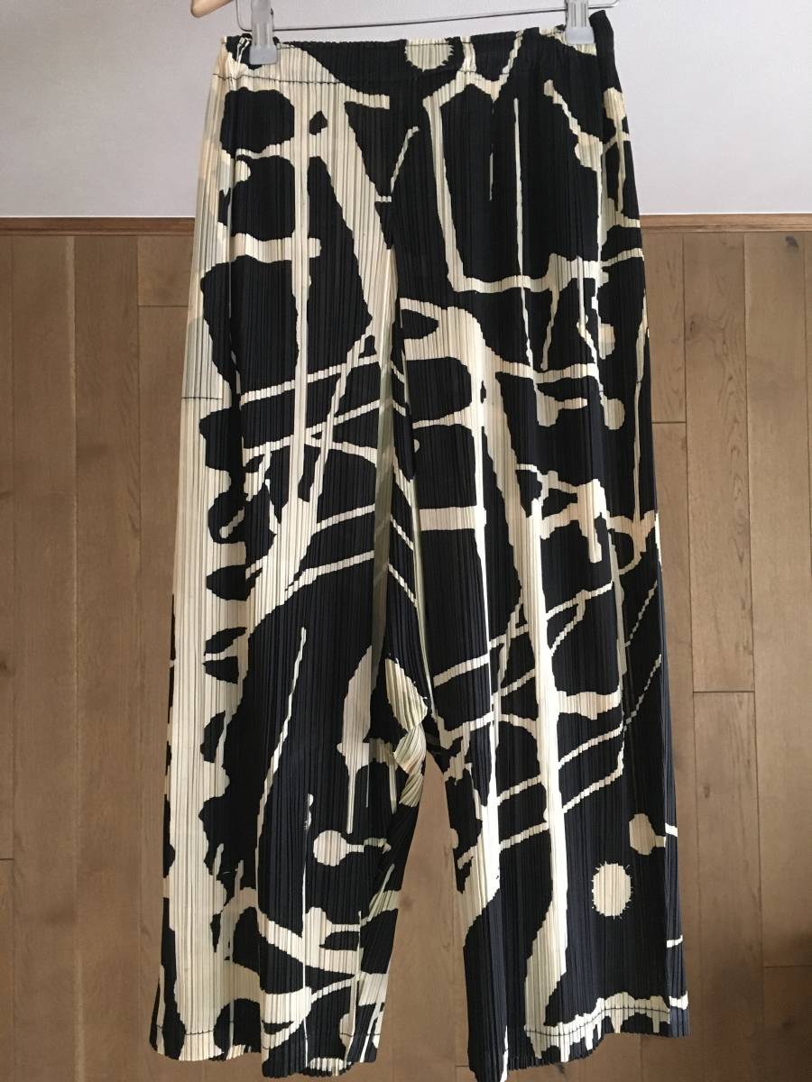 極美品✨PLEATS PLEASE 斜めプリーツ 変形 イエロー ノースリーブ