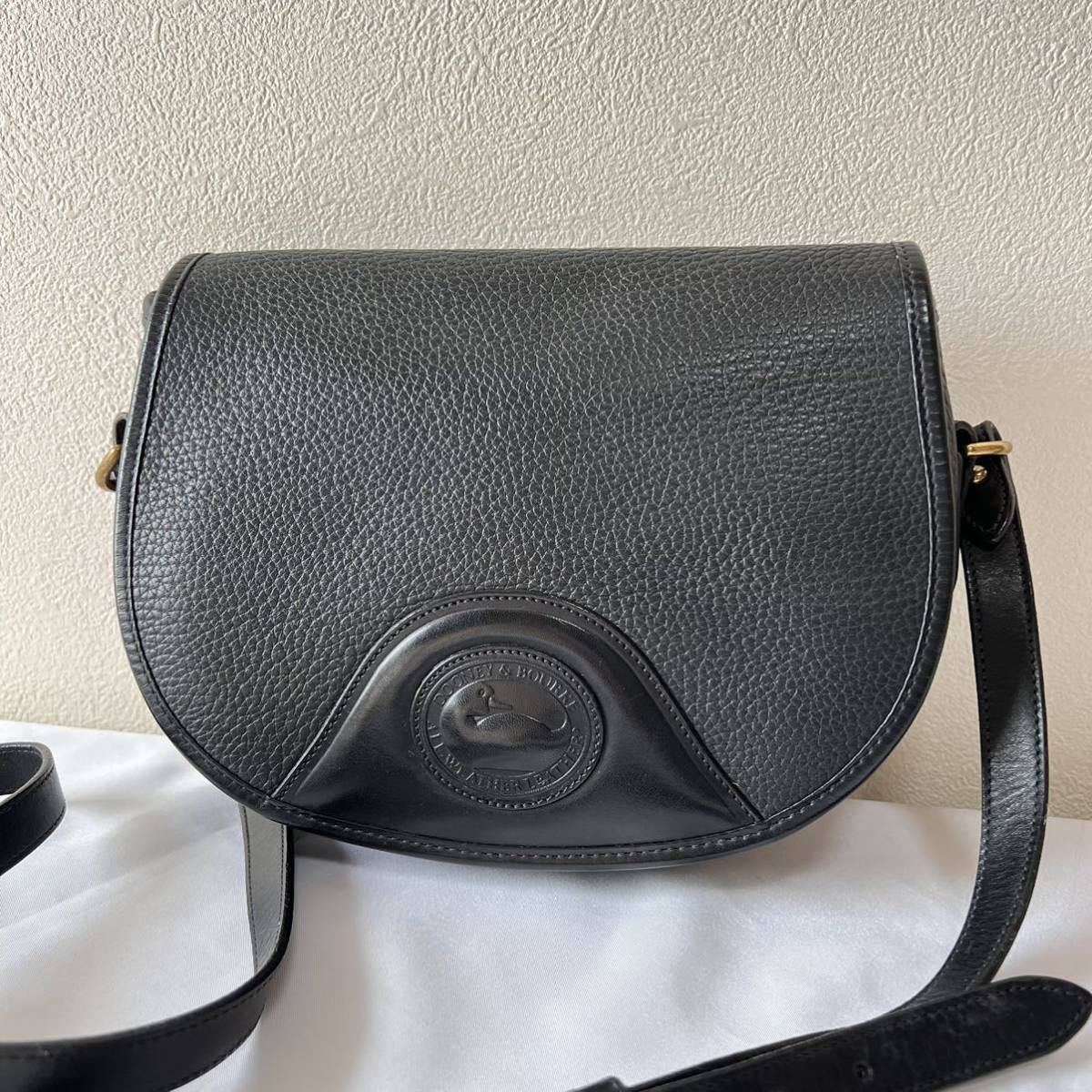 DOONEY&BOURKE オールブラック フラップ ショルダーバッグ クロス 