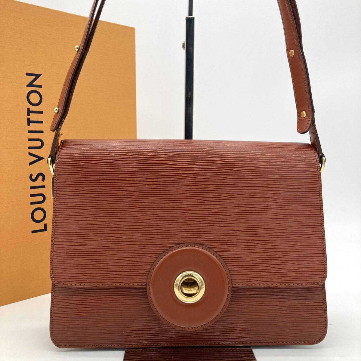 1円〜 希少 入手困難 LOUIS VUITTON ルイ・ヴィトン フリーラン M52403 ショルダーバッグ テラコッタ エピレザー ターンロック ブラウン