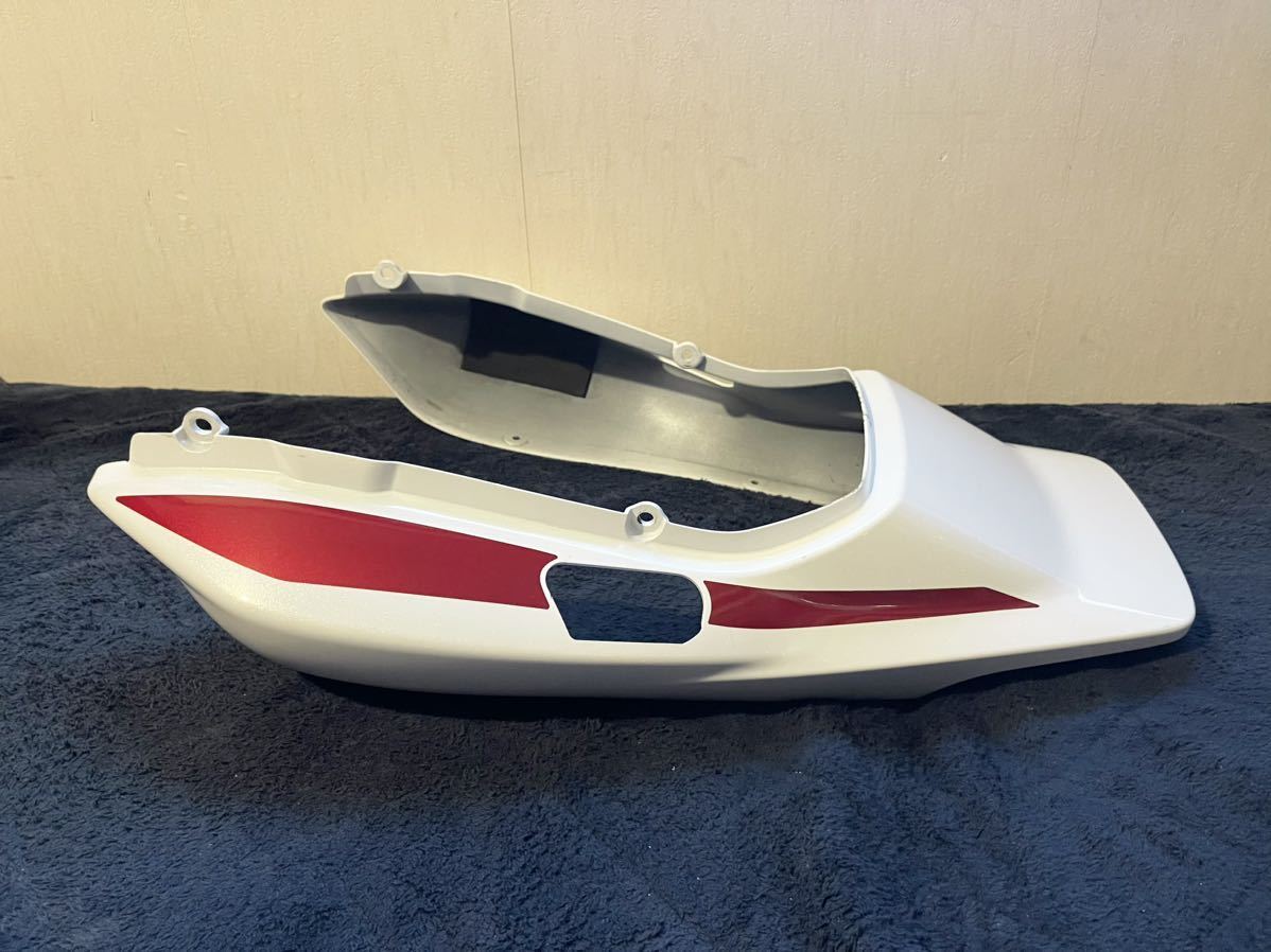 綺麗 CB1300SF / SB SC54 中期 HONDA 純正 テールカウル 赤／白 シート 
