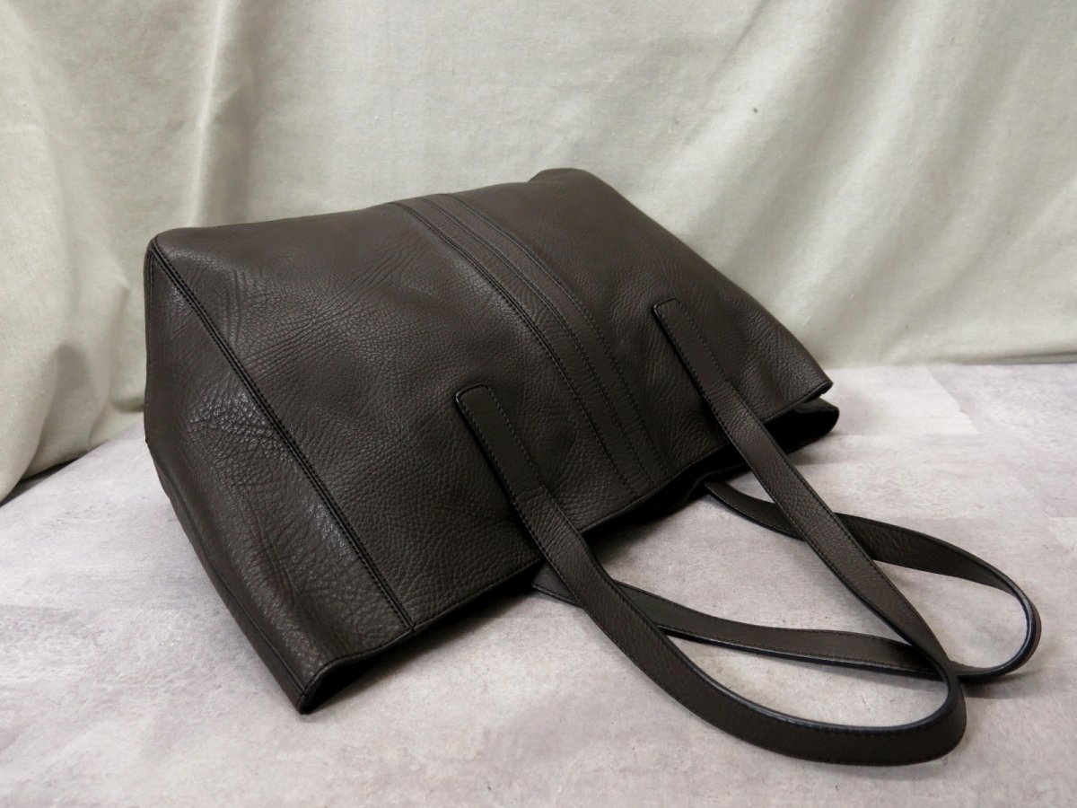 美品✨トッズ ストライプ ビジネスバッグ オールレザー A4◎ 大容量 ○超美品○TOD'S トッズ○メンズ○スクリプト ダブルストライプ